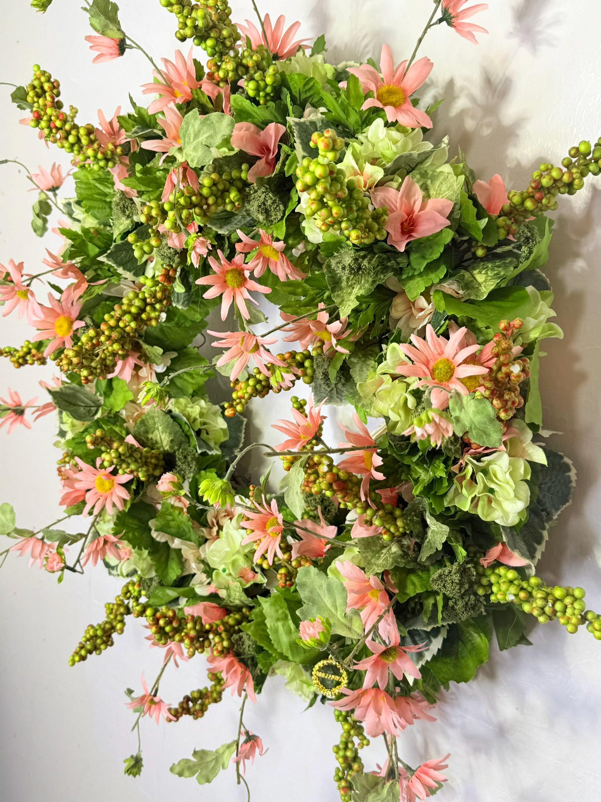 Pink Daisy Wreath, Green Hydrangea Front Door , Spring Summer Floral , Cottage Garden, Wildflower Decor
