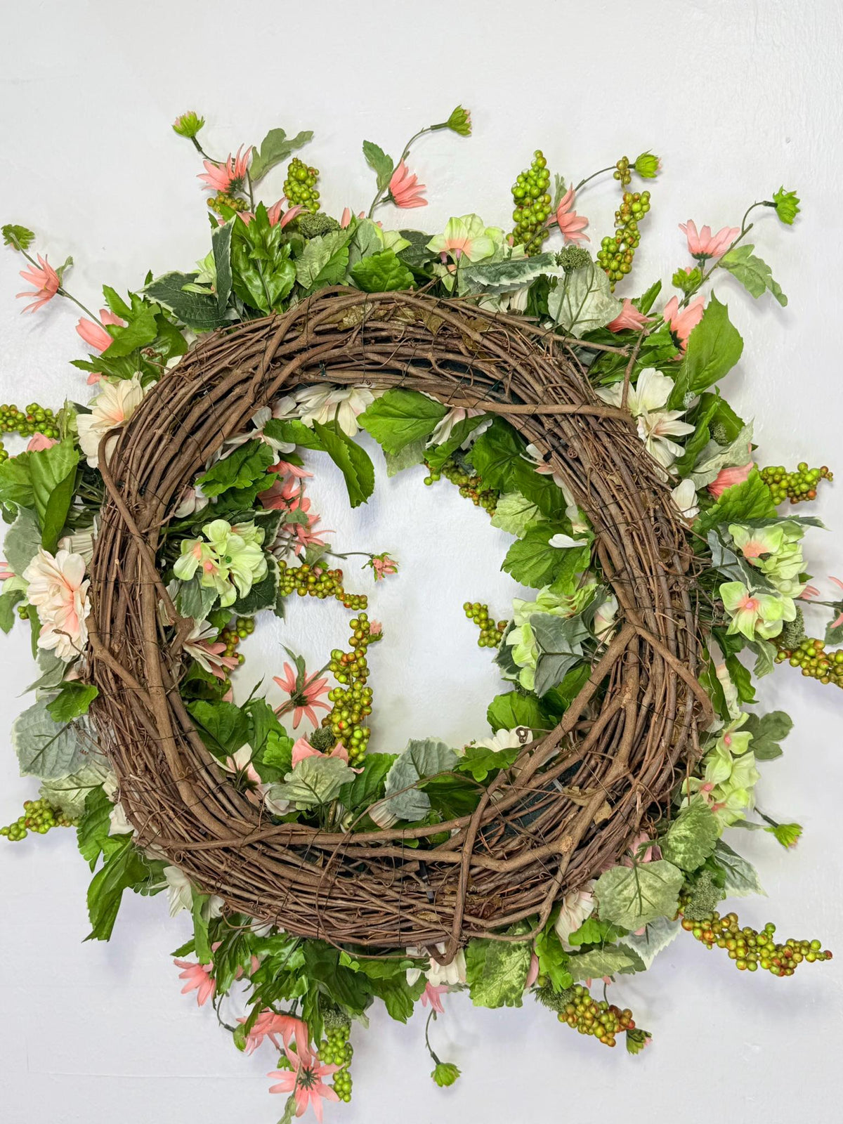 Pink Daisy Wreath, Green Hydrangea Front Door , Spring Summer Floral , Cottage Garden, Wildflower Decor